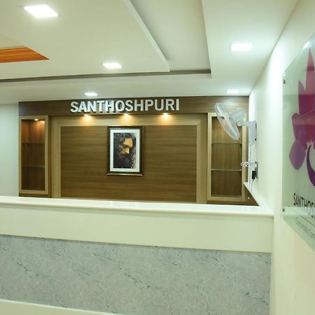 Santhoshpuri Hotel Coimbatore Buitenkant foto